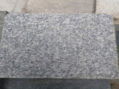 天辰注册鲁灰石材为什么要对进行保湿
